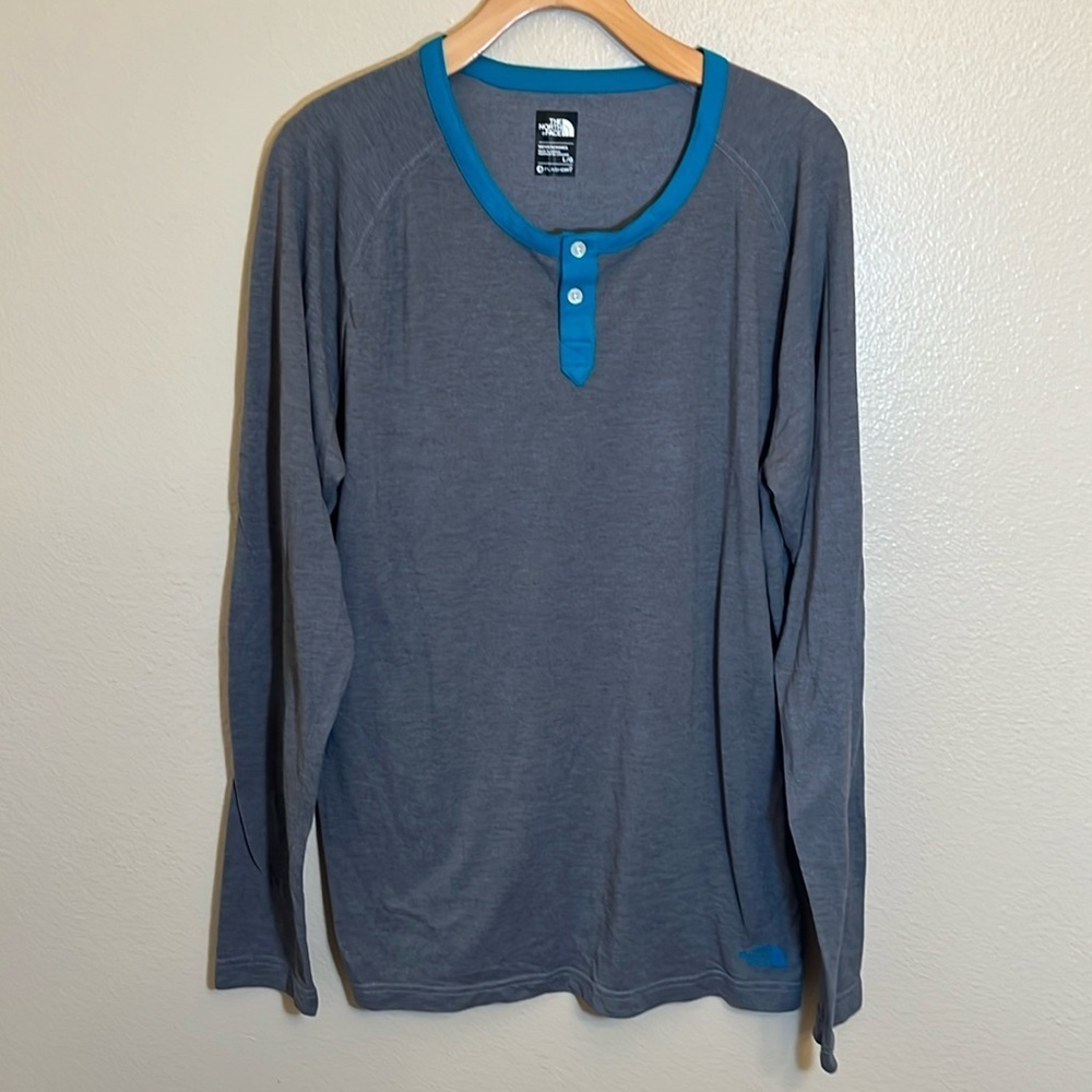 The North Face Gray Button Long Sleeve Shirt - Picture 1 of 10